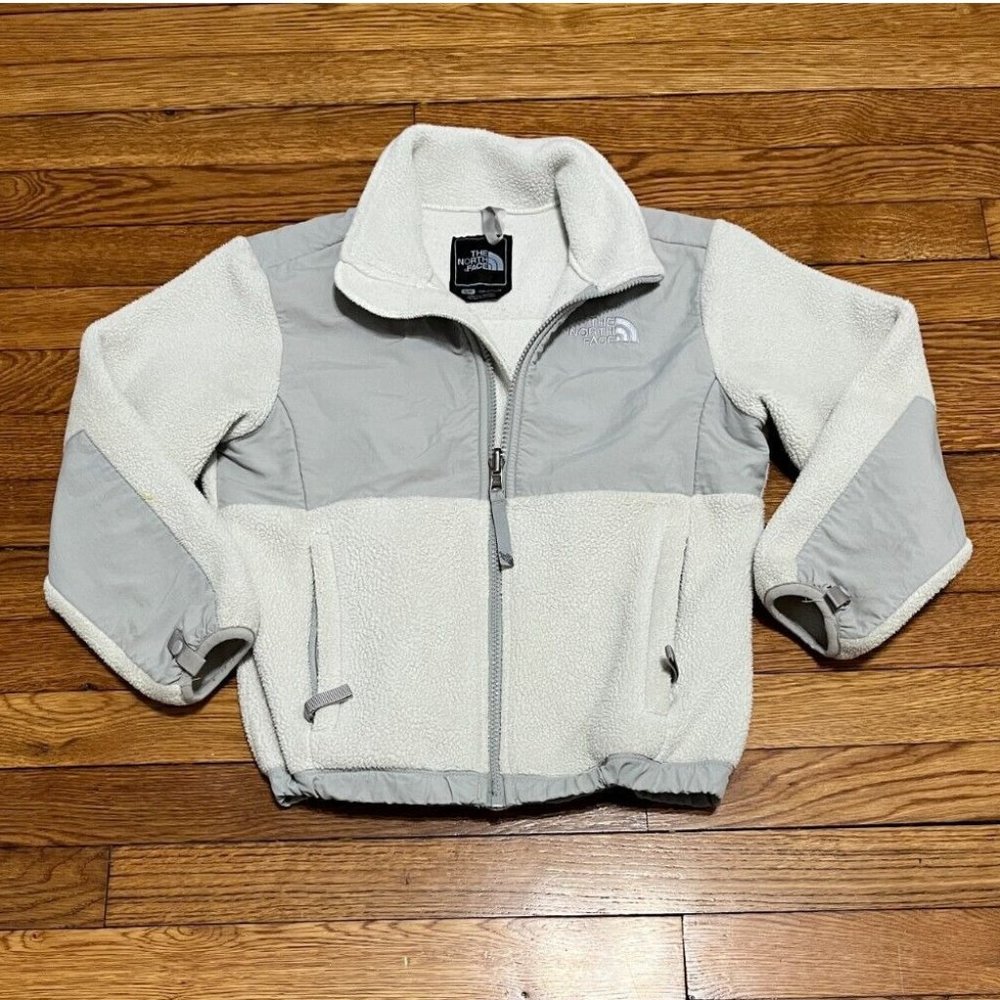 The North Face Girls Denali Fleece Jacket Size Small White Gray Full Zip Cozy